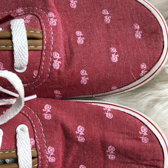 Women's Pink and White Levi's Bicycle Lace Up Shoes - Picture 7 of 7